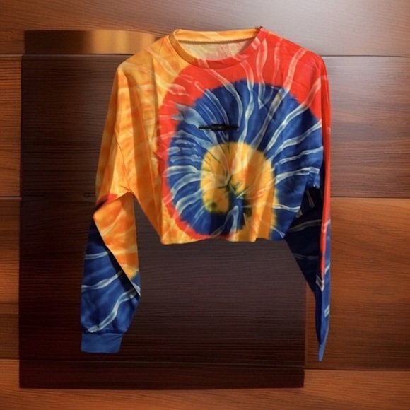 Rare Vibrant Colors Casual Long Sleeve Comfort Tie Dye Raw Edge Trim Crop Top - Picture 2 of 6